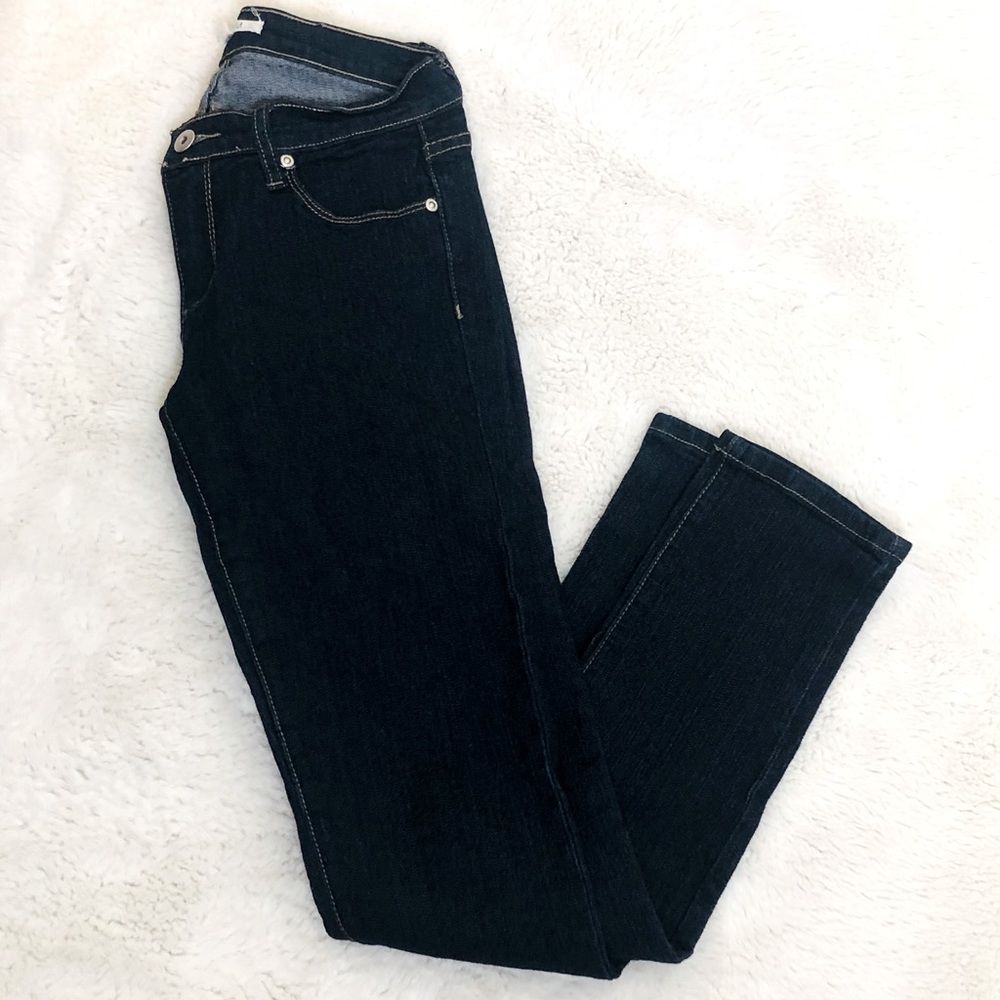 Forever 21 Dark Wash Denim Skinny Jeans